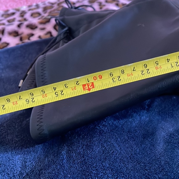 Hot! Faux leather LFL thigh high sneakers - Picture 9 of 9